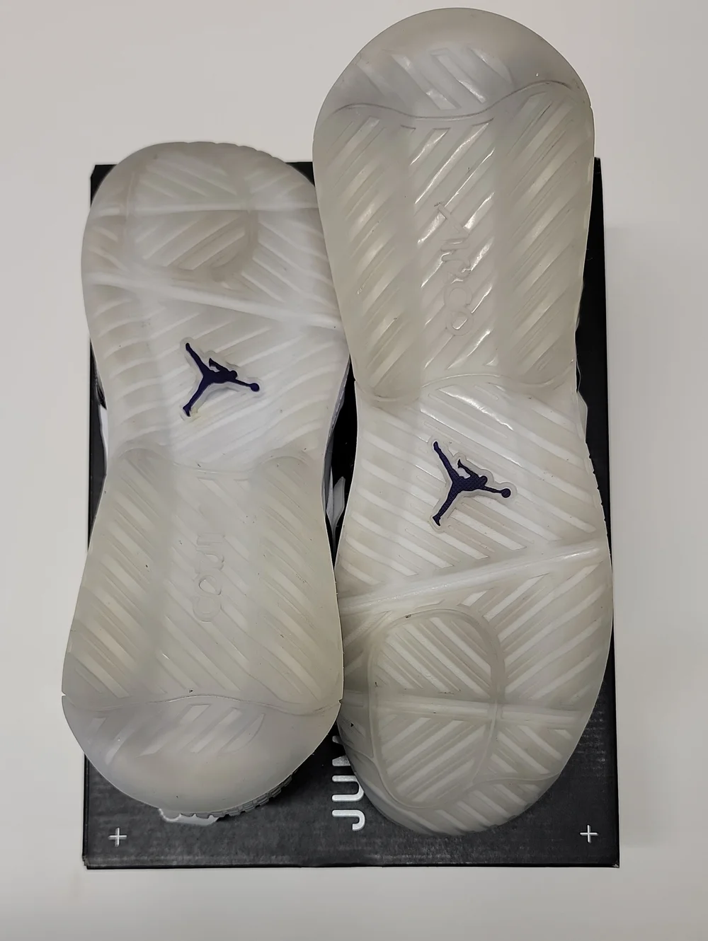 Jordan MA2 Concord White/Black-Court Purple Low-Top Sneakers Men's 15 Excellent